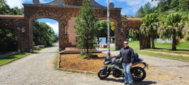 Patroa na Estrada da Graciosa